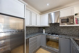 Putney Hill, London, SW15