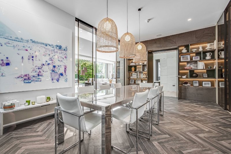 Castelnau, Barnes, London, SW13