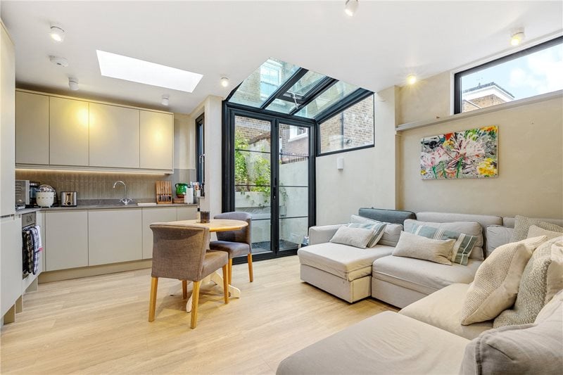Richards Place, London, SW3