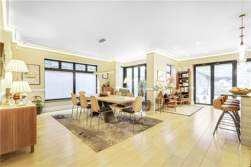 Parke Road, Barnes, London, SW13