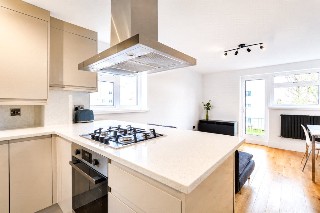 North Street, Hendon, London, NW4