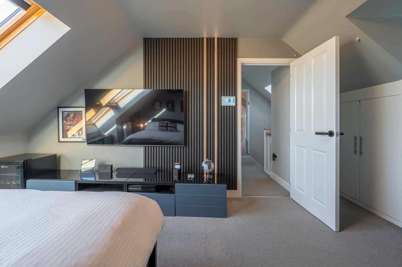 Bedroom 4 Art