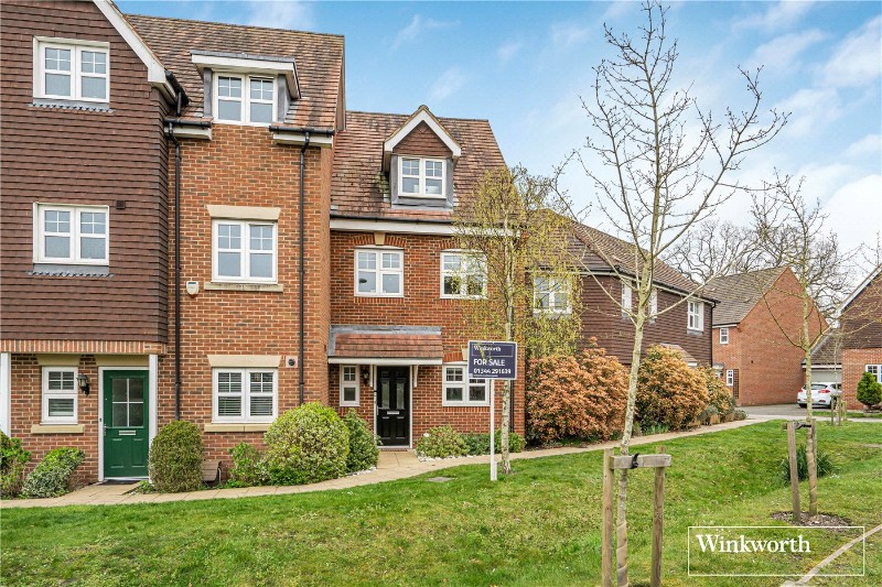 Gomer Road, Bagshot, Surrey, GU19