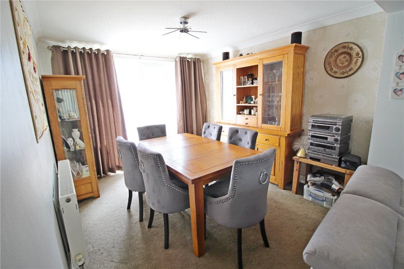 Linchfield Close, Deeping St. James, Peterborough, Lincolnshire, PE6
