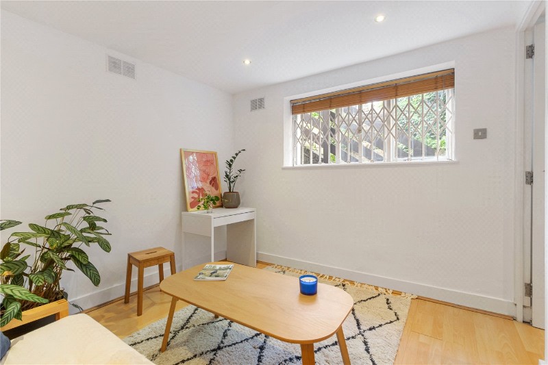 Graham Road, London, E8