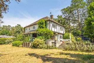 Sandy Lane, Rushmoor, Farnham, Surrey, GU10