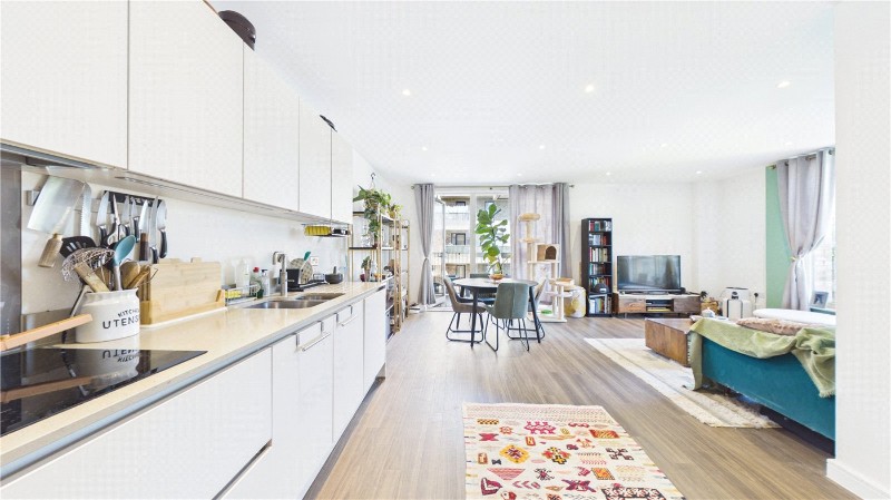 Bollo Bridge Road, London, W3