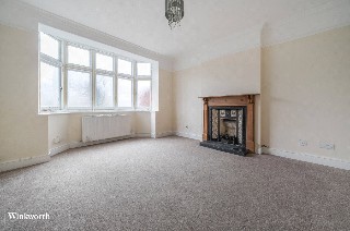 Wallis Road, Fairfields, Basingstoke, RG21