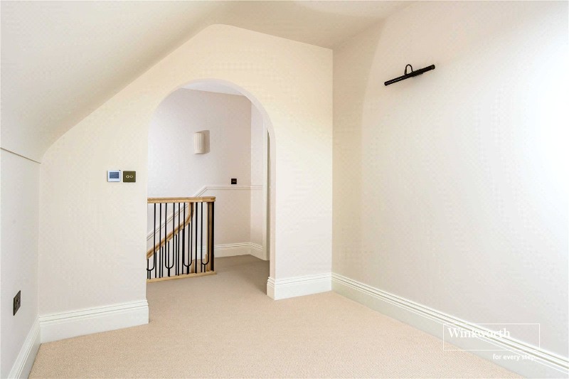 East Cliff Way, Friars Cliff, Christchurch, Dorset, BH23