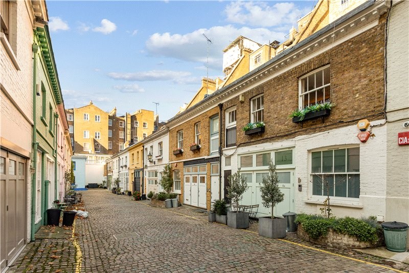 Atherstone Mews, South Kensington, London, SW7