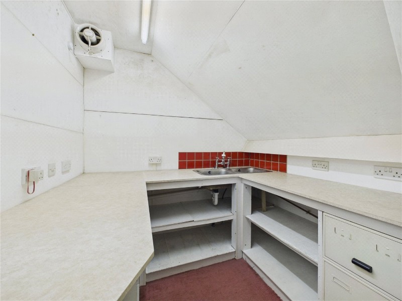 Dunvegan Close, Exeter, Devon, EX4