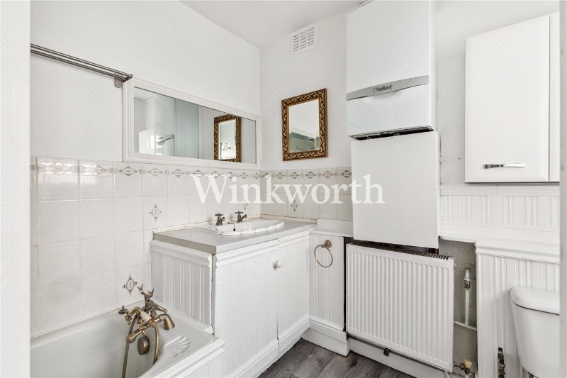 Oakfield Road, Southgate, London, N14