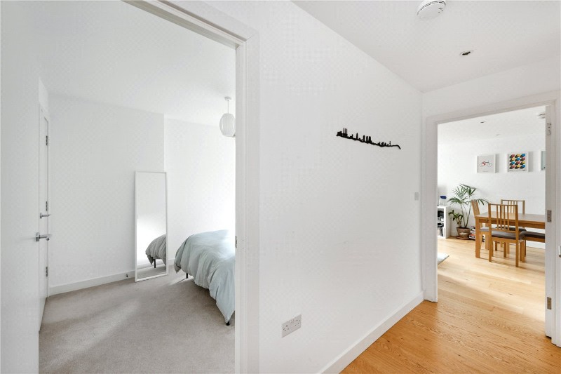 Devizes Street, London, N1