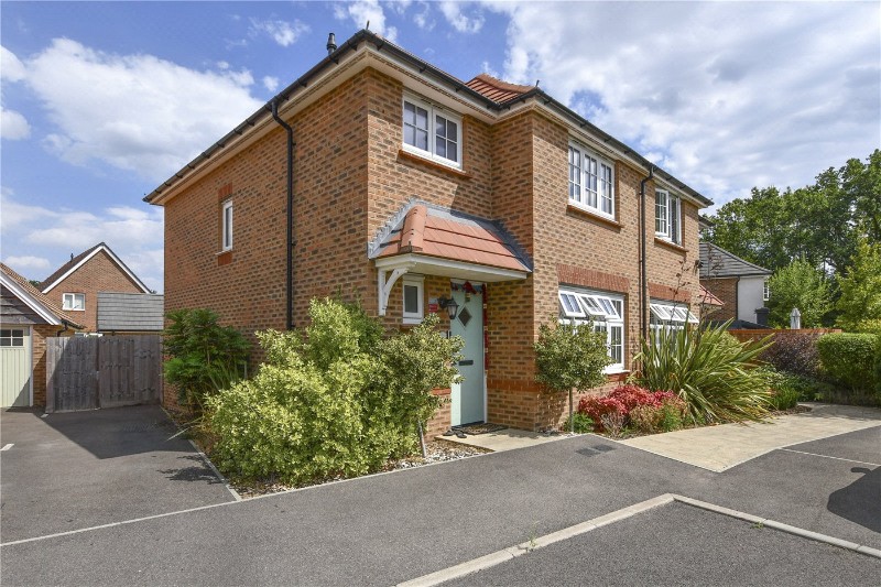 Bronte Grove, Arborfield Green, Reading, Berkshire, RG2