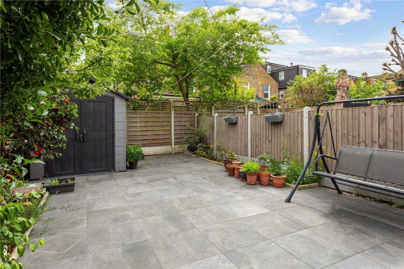 Mildenhall Road, London, E5