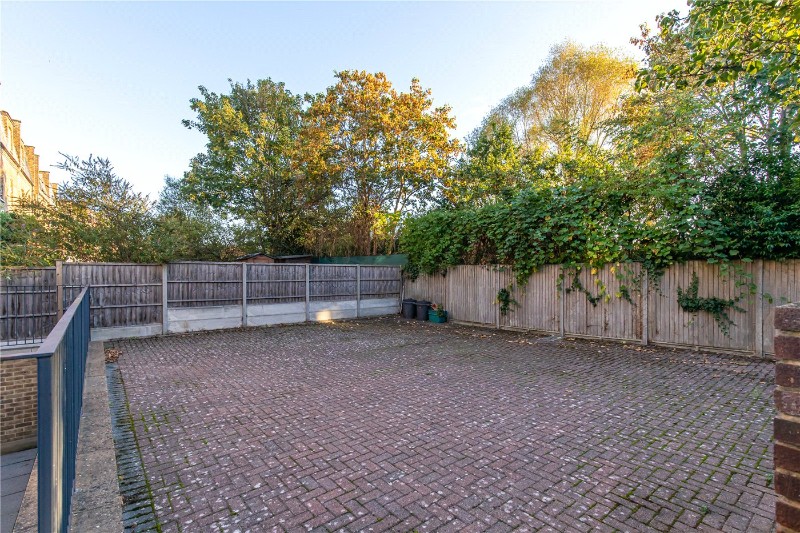 Lammas Park Road, Ealing, W5
