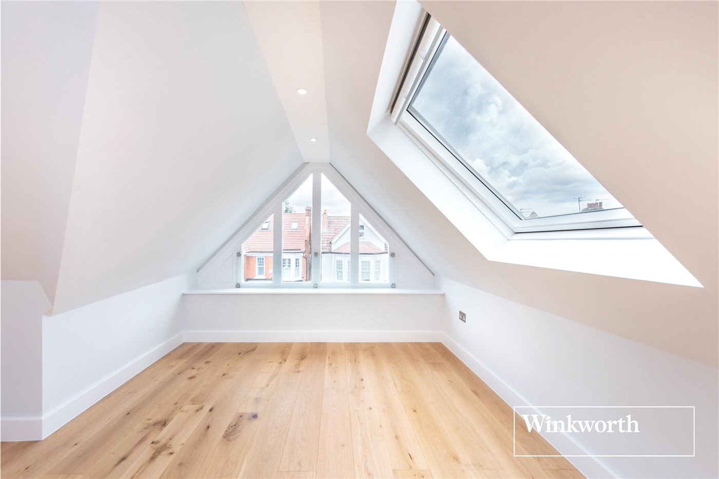 2 bedroom property for sale in Princes Avenue, Finchley, N3 (Ref