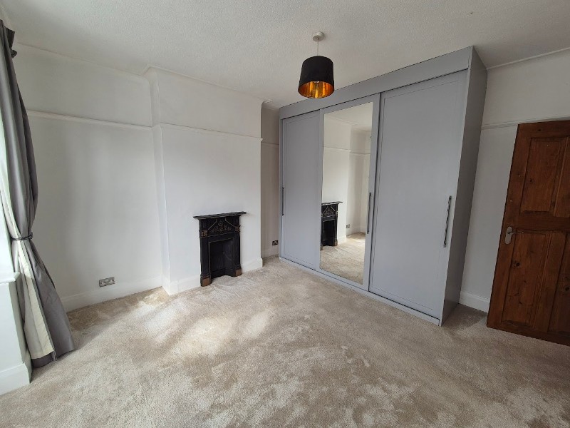 Claremont Avenue, Motspur Park, New Malden, Surrey, KT3