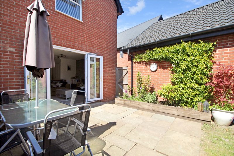 Framingham Crescent, Poringland, Norwich, Norfolk, NR14