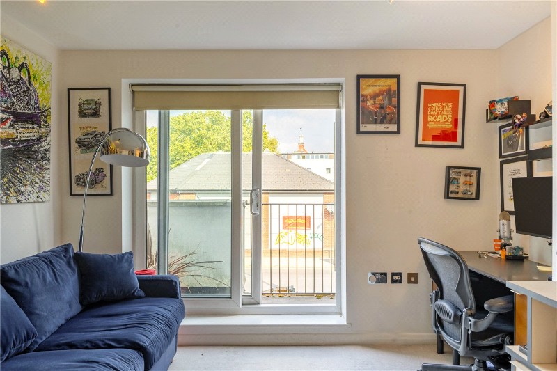Wandsworth Road, London, SW8