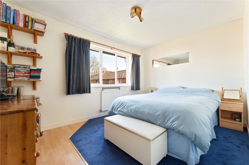 Nelson Close, Romsey, Hampshire, SO51