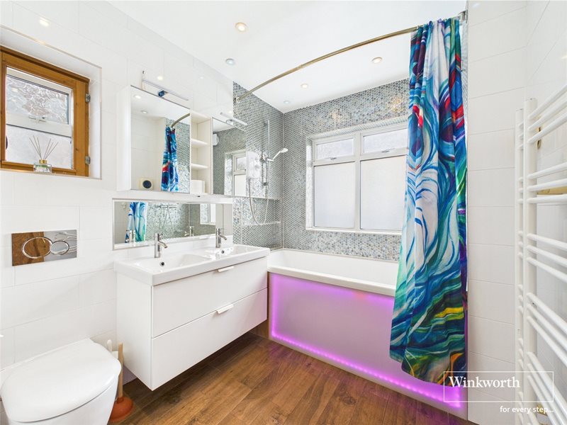Great North Way, Hendon, London, NW4