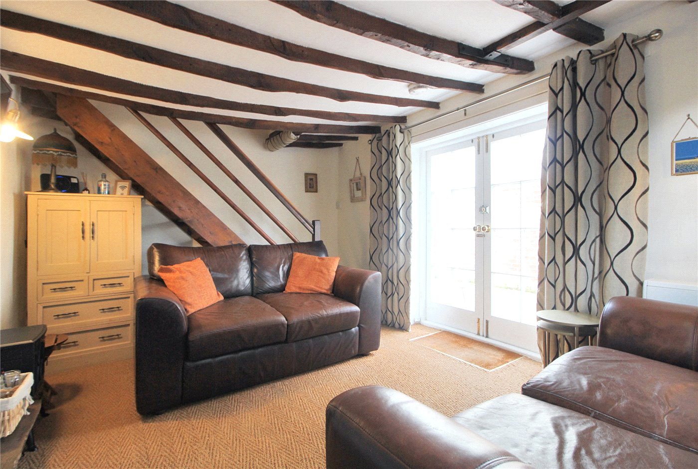Lounge 3