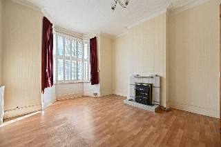 Gayford Road, London, W12