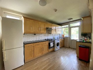 Renters Avenue, Hendon, NW4