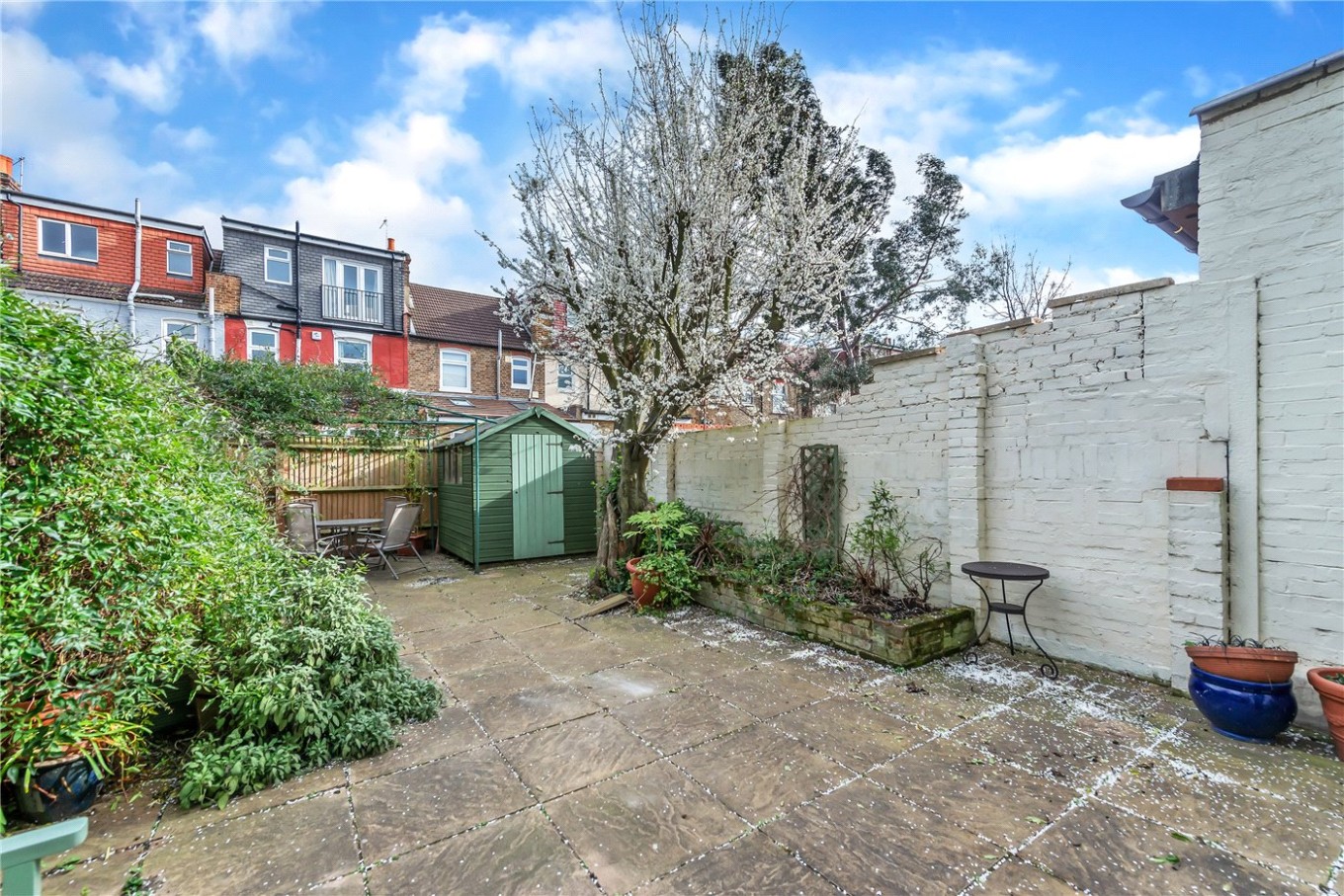 3 bedroom property for sale in Road, London, SW17 (Ref