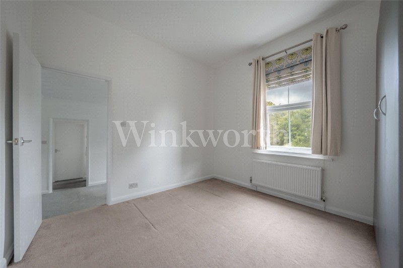 Sunningfields Road, London, NW4