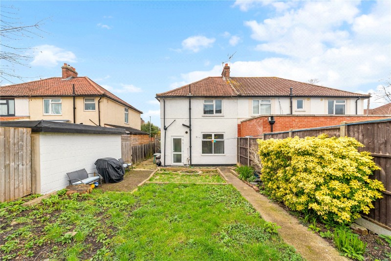 Broadwater Road, London, SW17