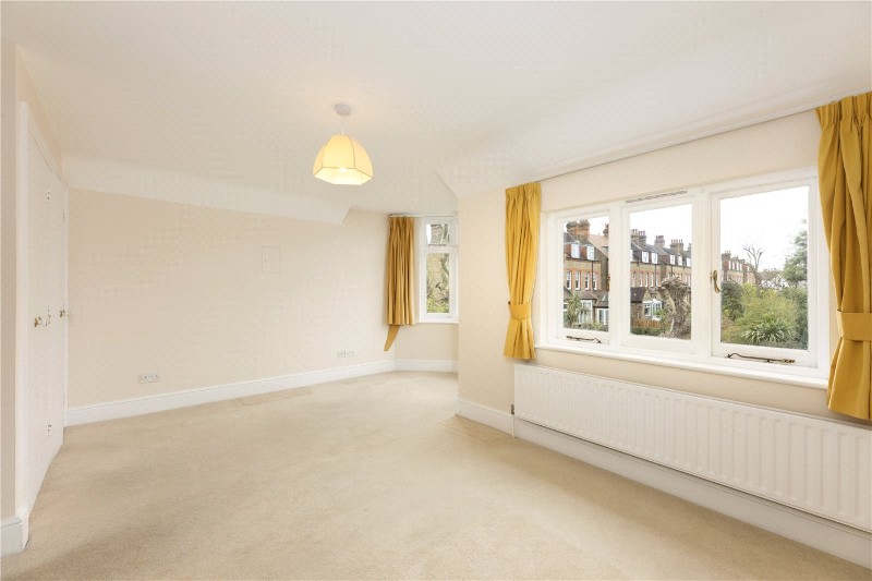 Larpent Avenue, Putney, London, SW15