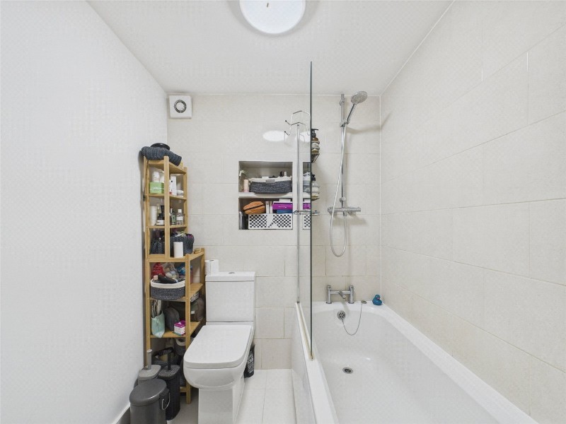 Batoum Gardens, London, W6