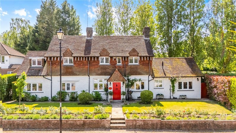 Rose Walk, Purley, CR8