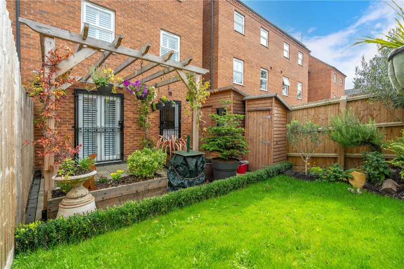 Renfrew Drive, Greylees, Sleaford, NG34