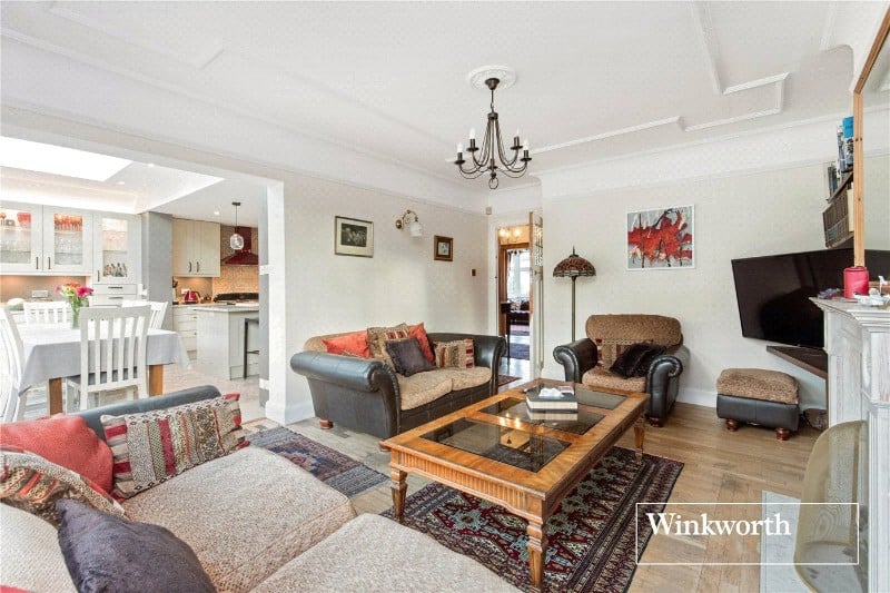 Friars Avenue, Whetstone, London, N20