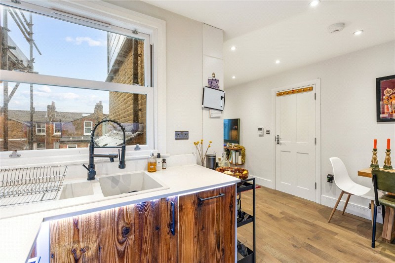 Coverton Road, London, SW17