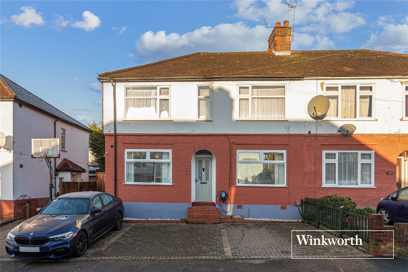 Marlborough Gardens, Whetstone, London, N20