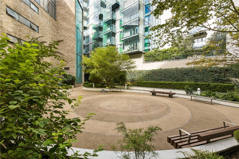 Cygnet Street, London, E1