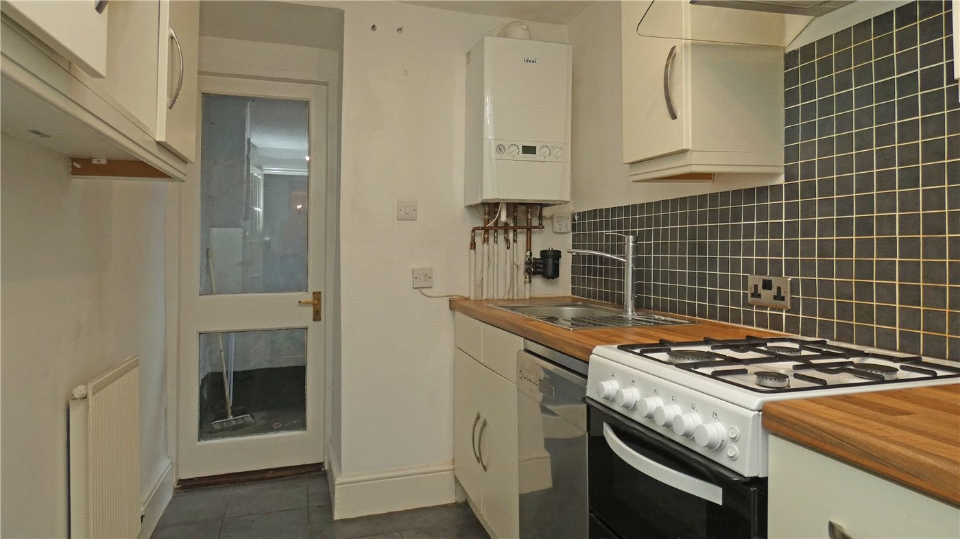 1 bedroom property to rent in Lansdowne Terrace, Exeter, Devon, EX2