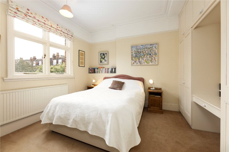 Larpent Avenue, Putney, London, SW15