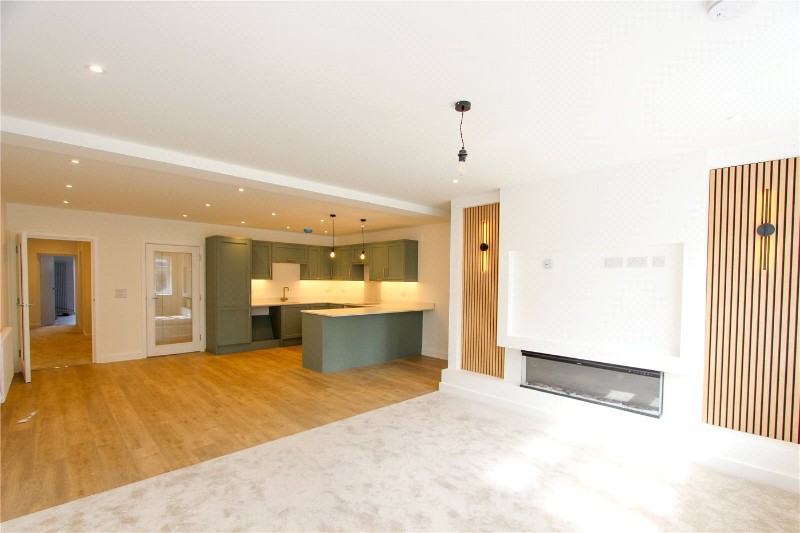 River Court, London Road, SS9