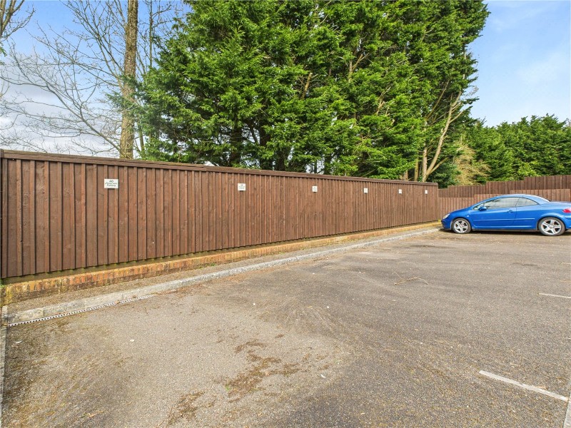 Popham Close, Tiverton, Devon, EX16