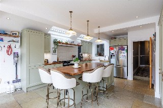 Deodar Road, London, SW15
