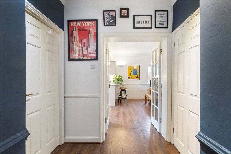 Lisle Close, London, SW17