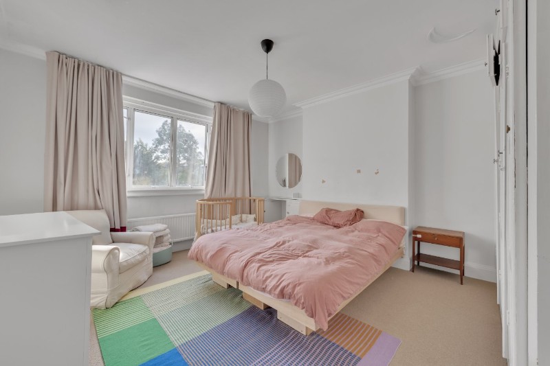 Hodford Road, London, NW11