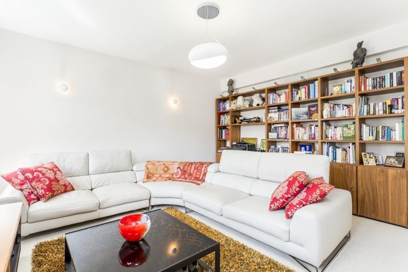 Tavistock Court, Tavistock Square, Bloomsbury, London, WC1H