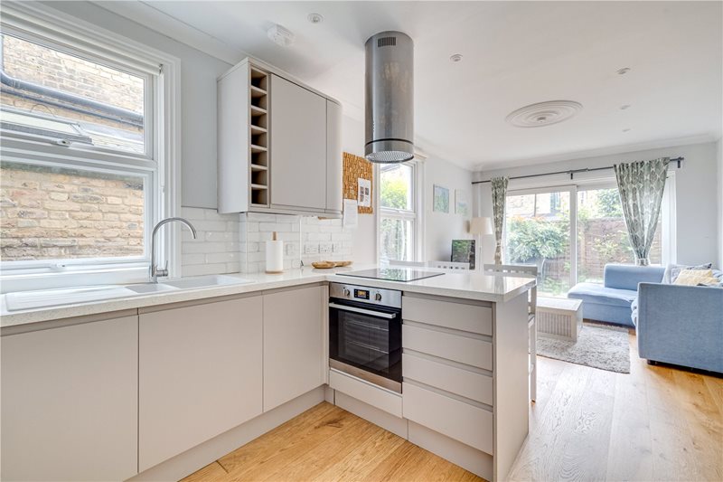 Crabtree Lane, London, SW6