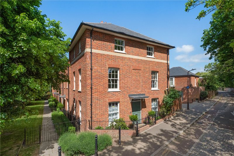 Old Ruttington Lane, Canterbury, Kent, CT1